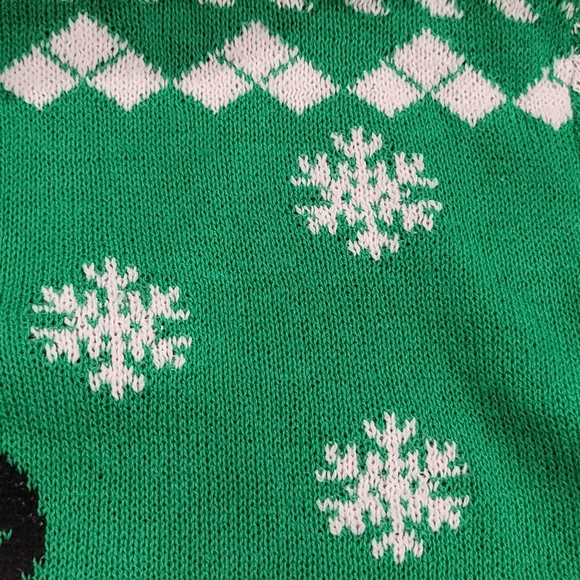 NEW PEANUTS SNOOPY Puffer Jacket Ugly Christmas Sweater Unizex Small - Picture 11 of 14